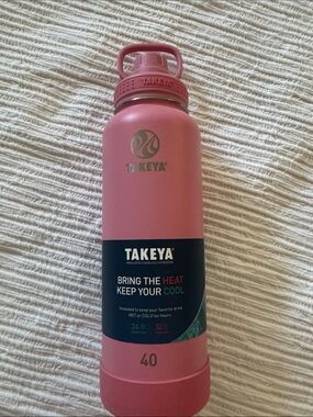 TAKEYA 40oz Pink Hot Cold Water Bottle NWT